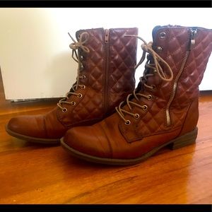 Rebels Ellera boots size 10